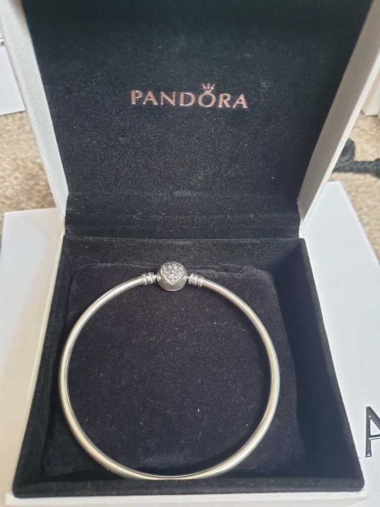 Pandora Snowflake Heart Bracelet | in 